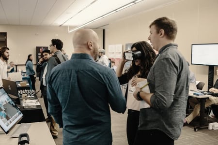 Ian Hall shows Yulio VR learning off at CanBim 2017