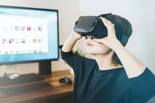 Creating Opportunities from Challenges: 4 Fantastic VR Use Cases